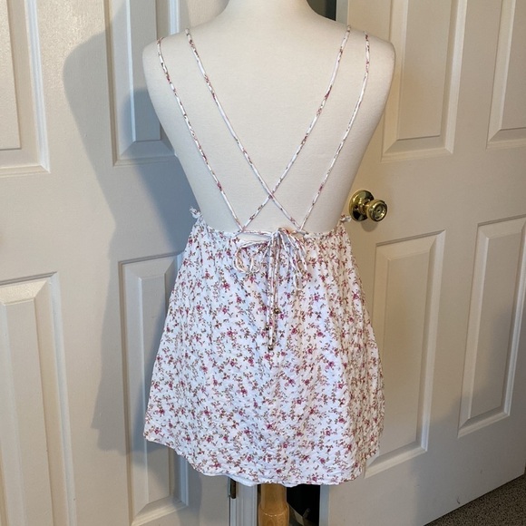 Women’s Size Small Strappy Floral Sundress with VNeckline — So Pretty For Summer - Picture 4 of 10